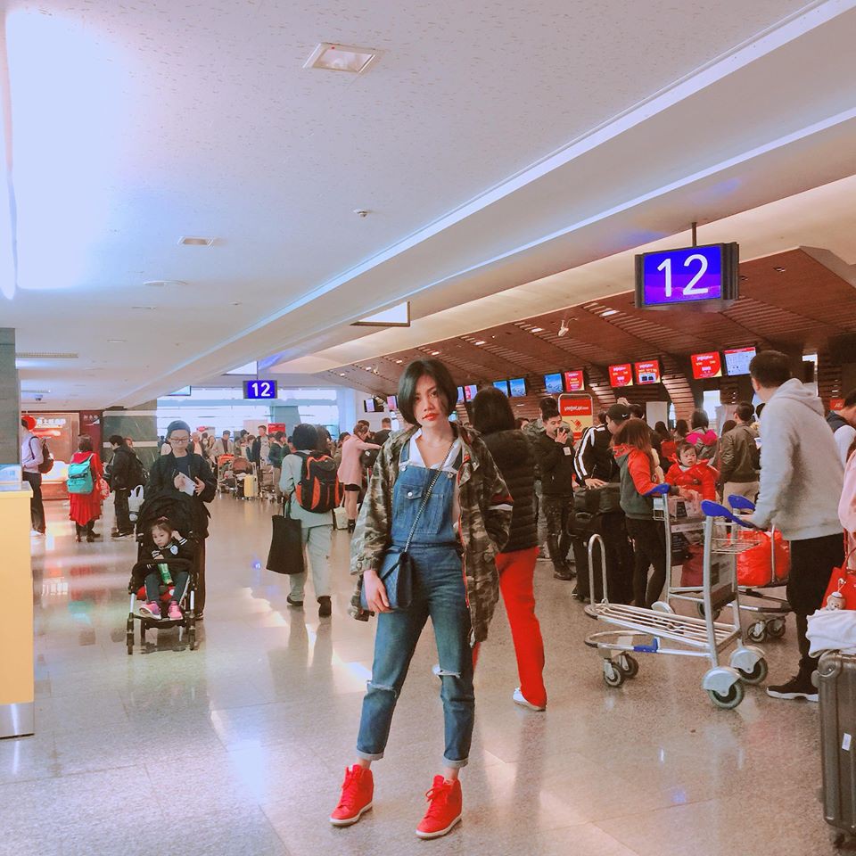 Bị chê xấu thế còn đeo khẩu trang làm gì và đây là cách cô gái đáp trả